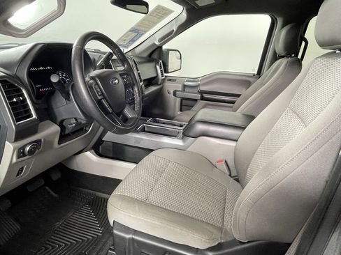 Used 2016 Ford F150 XLT w/ Equipment Group 302A Luxury AWD/4WD image 9