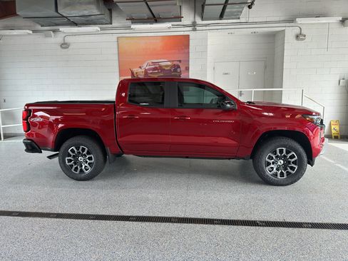 New 2025 Chevrolet Colorado Z71 w/ Z71 Convenience Package 2 image 2
