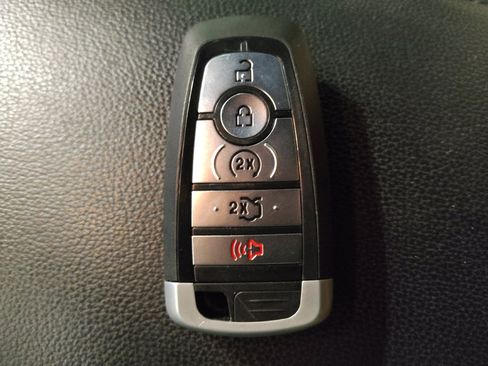 Used 2016 Ford Explorer Limited FWD image 32