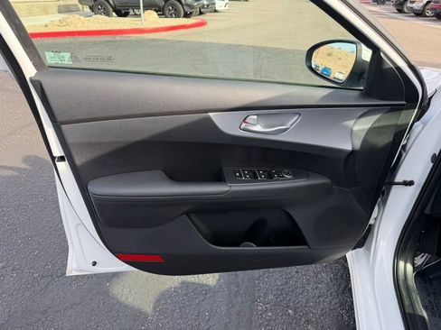 Used 2024 Kia Forte LXS FWD image 18