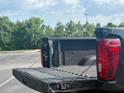 Used 2020 GMC Sierra 2500 Denali w/ Denali Ultimate Package AWD/4WD image 17