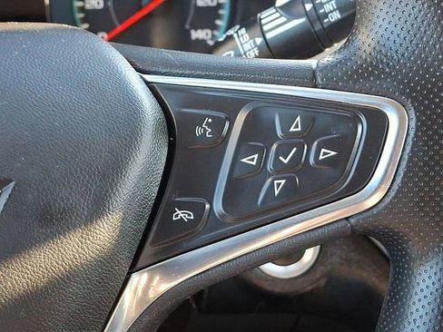 Used 2021 Chevrolet Equinox LS w/ LS Convenience Package image 23