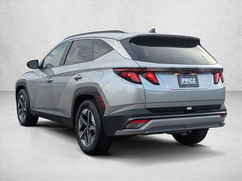 Used 2025 Hyundai Tucson SEL FWD image 8