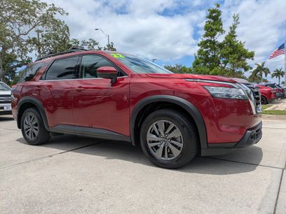 Used 2022 Nissan Pathfinder SV