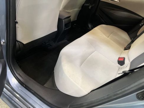 Used 2021 Toyota Corolla LE w/ Carpet Mat Package (TMS) FWD image 18