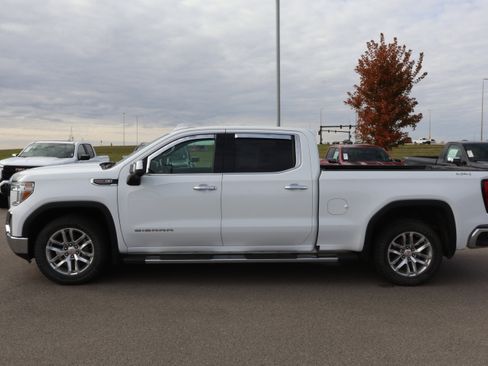 Used 2021 GMC Sierra 1500 SLT w/ SLT Premium Package image 4