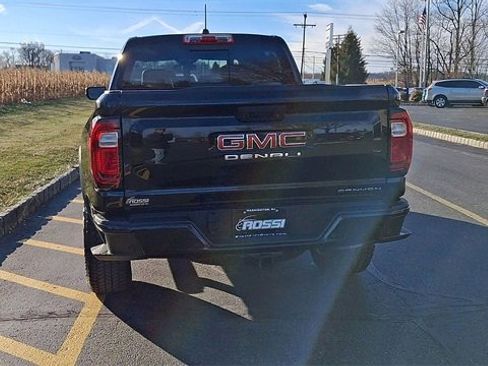 Certified 2024 GMC Canyon Denali image 7