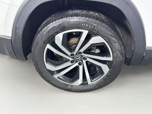 Used 2023 Volkswagen Atlas SEL AWD/4WD image 36