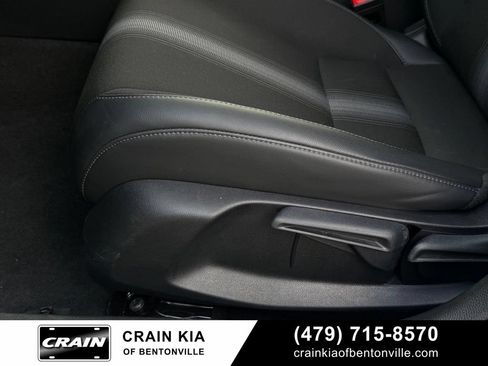 Used 2023 Honda Civic Sport image 11