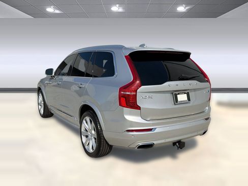 Used 2016 Volvo XC90 T6 Inscription w/ Vision Package AWD/4WD image 3