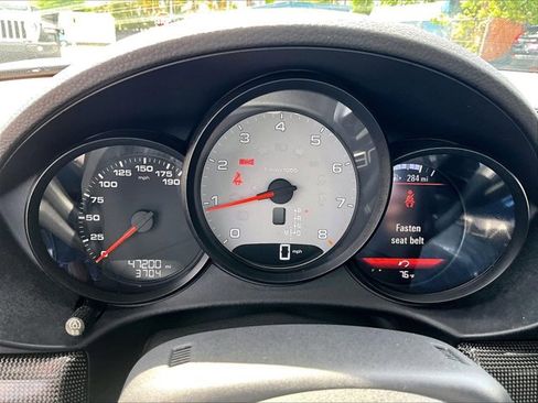 Used 2019 Porsche 718 Cayman S RWD image 19