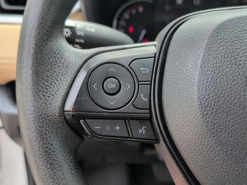 Used 2023 Toyota RAV4 XLE FWD image 13