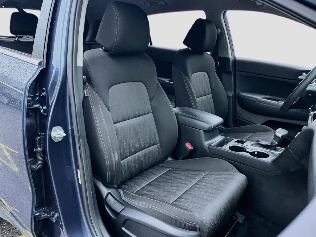 Used 2022 Kia Sportage LX FWD image 25