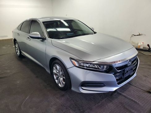 Used 2018 Honda Accord LX image 3