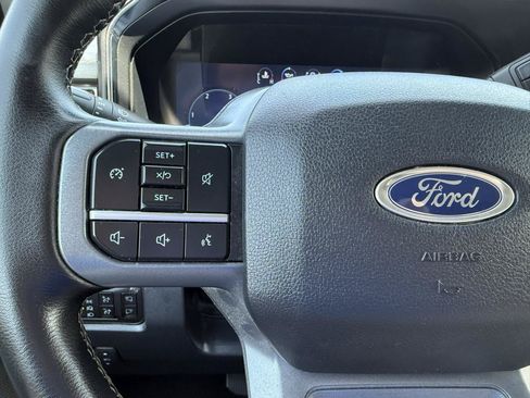 Used 2025 Ford F250 Lariat AWD/4WD image 24