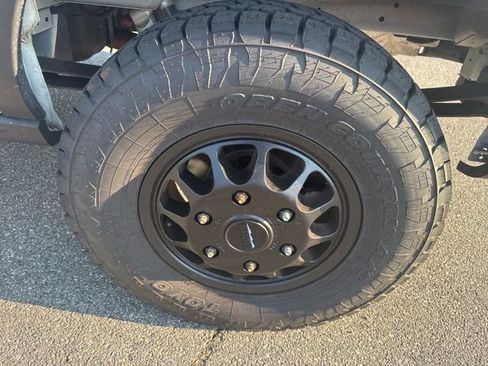 Used 2023 Ford Transit 250 Medium Roof AWD image 16