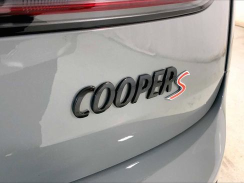 Certified 2023 MINI Cooper Clubman S image 9