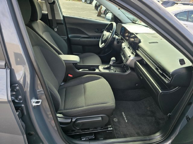 Certified 2026 Hyundai Kona SEL Sport AWD/4WD image 11