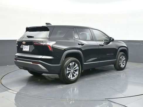 New 2026 Chevrolet Equinox LT FWD image 10