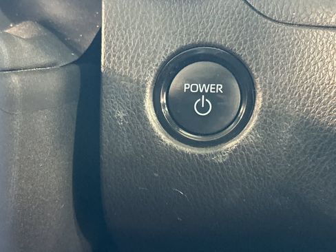 Used 2025 Toyota Camry LE FWD image 23
