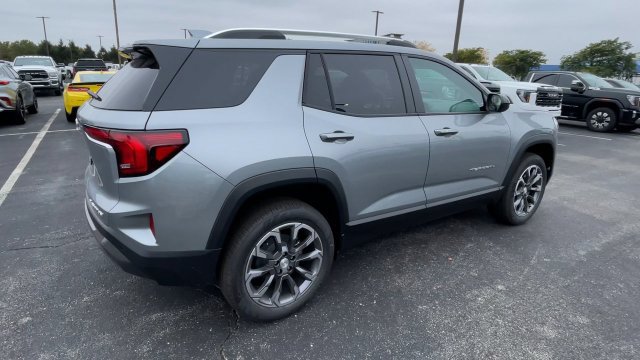 New 2027 GMC Terrain Elevation w/ Elevation Premium Package FWD image 2