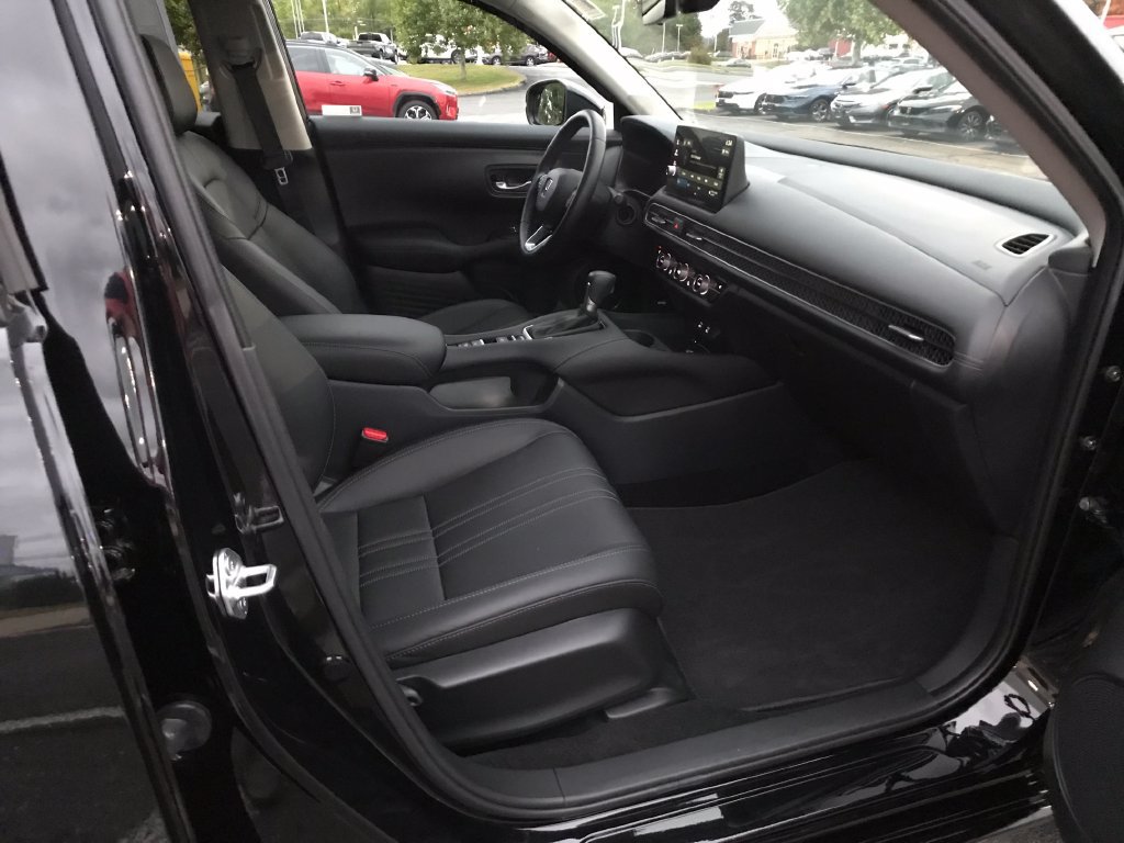 Certified 2026 Honda HR-V EX-L image 12