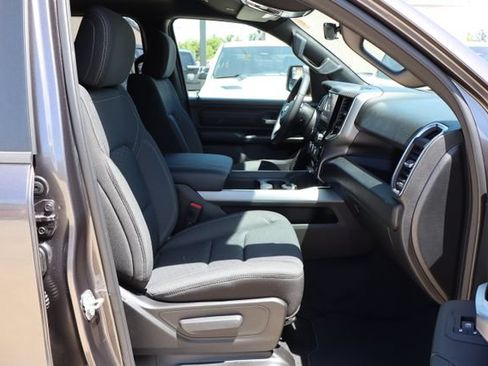 New 2026 RAM 1500 Express AWD/4WD image 43