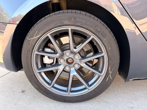 Used 2023 Tesla Model 3 Standard Range RWD image 5