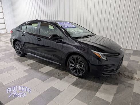 Used 2025 Toyota Corolla SE FWD image 5