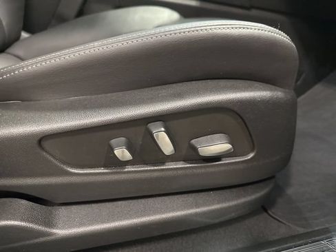 Used 2023 Cadillac XT5 Premium Luxury AWD/4WD image 14