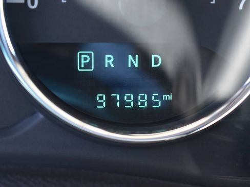 Used 2018 Jeep Wrangler Unlimited Sahara w/ Connectivity Group AWD/4WD image 31