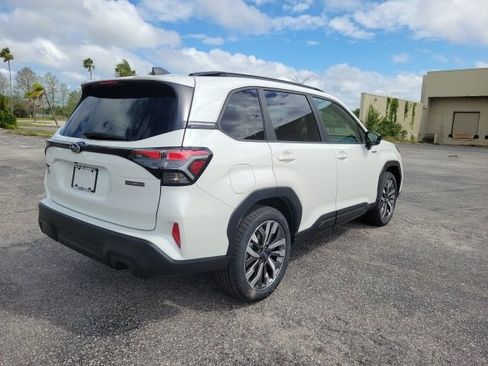 New 2026 Subaru Forester Touring AWD/4WD image 5