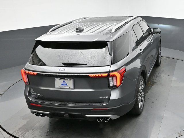 Used 2025 Ford Explorer Platinum w/ Ultimate Package AWD/4WD image 21