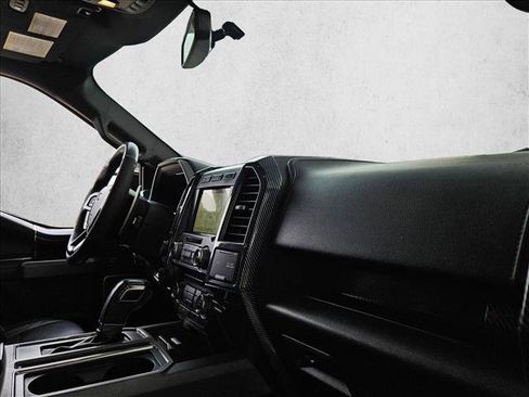 Used 2018 Ford F150 Raptor w/ Equipment Group 802A Luxury image 24