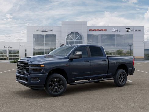 New 2026 RAM 2500 Laramie AWD/4WD image 2