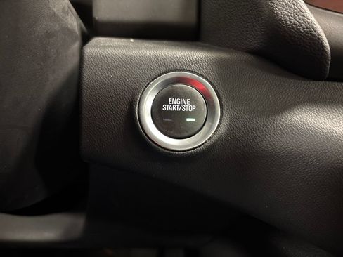Used 2020 GMC Terrain Denali w/ Denali Premium Package FWD image 42