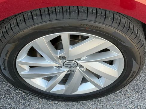 Used 2018 Volkswagen Passat 2.0T SE image 23