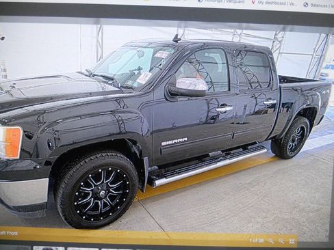 Used 2010 GMC Sierra 1500 SLE w/ (PDW) Pro Sport Package AWD/4WD image 27