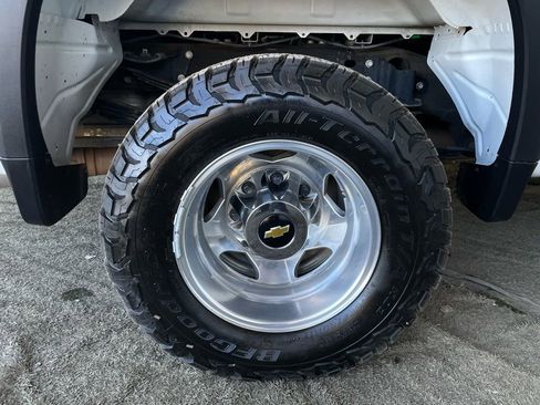 Used 2022 Chevrolet Silverado 3500 High Country w/ LPO, Hitch Package image 10