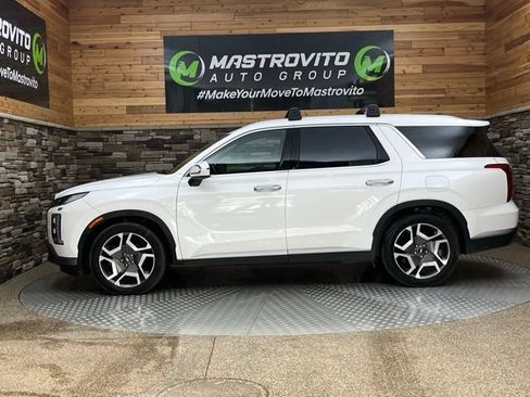 Used 2023 Hyundai Palisade SEL w/ Premium Package AWD/4WD image 7