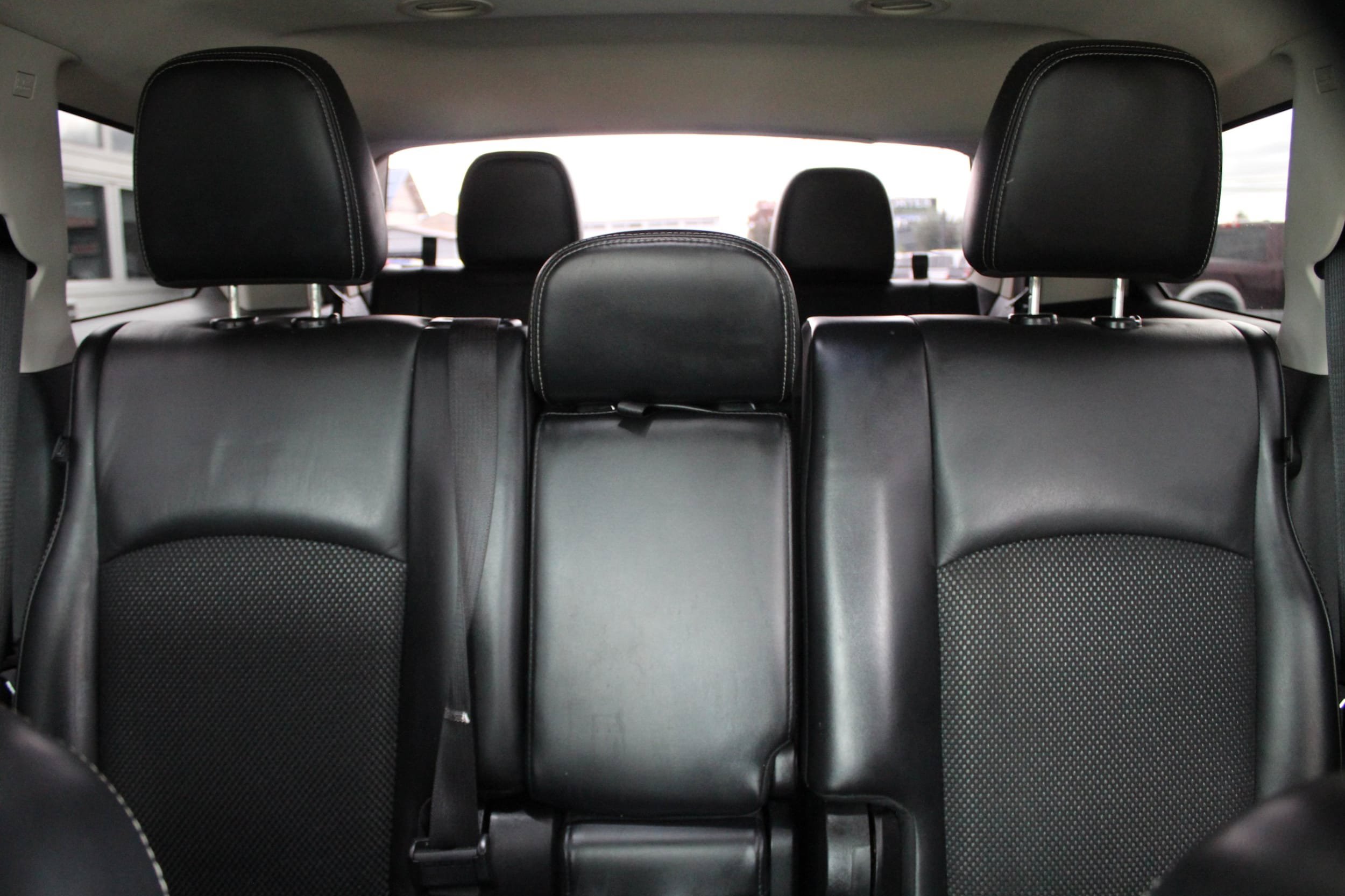 Used 2018 Dodge Journey Crossroad AWD/4WD image 29