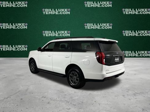 Used 2025 Ford Expedition Active image 8