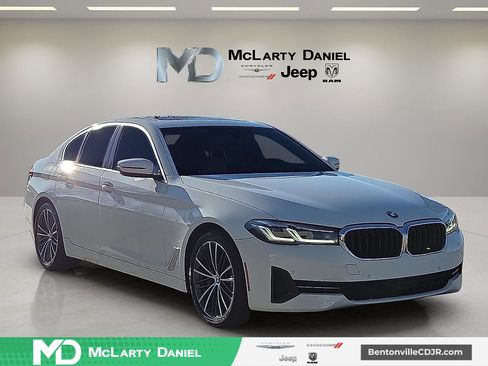 Used 2021 BMW 530i xDrive w/ Premium Package image 1