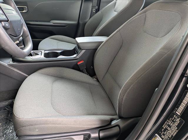Used 2025 Kia K4 FWD image 11