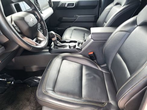 Used 2025 Ford Bronco Badlands AWD/4WD image 28