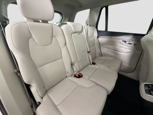Certified 2023 Volvo XC90 B5 Plus w/ Protection Package AWD/4WD image 28