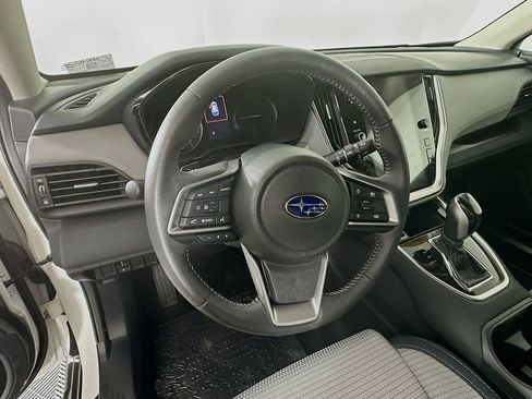 Used 2025 Subaru Outback Premium w/ Popular Package #1A image 16