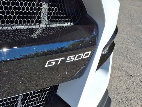 Used 2022 Ford Mustang Shelby GT500 w/ Technology Package image 29