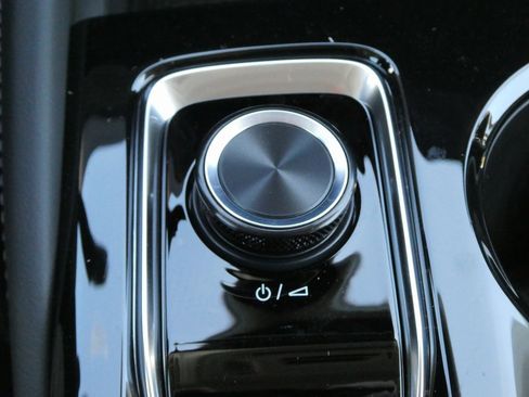 New 2025 Buick Envision Preferred image 21