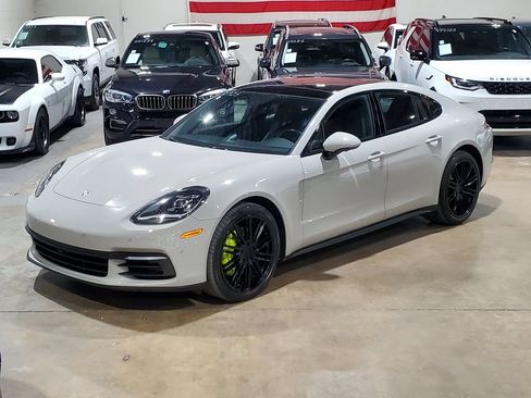 Used 2017 Porsche Panamera 4S AWD/4WD image 37